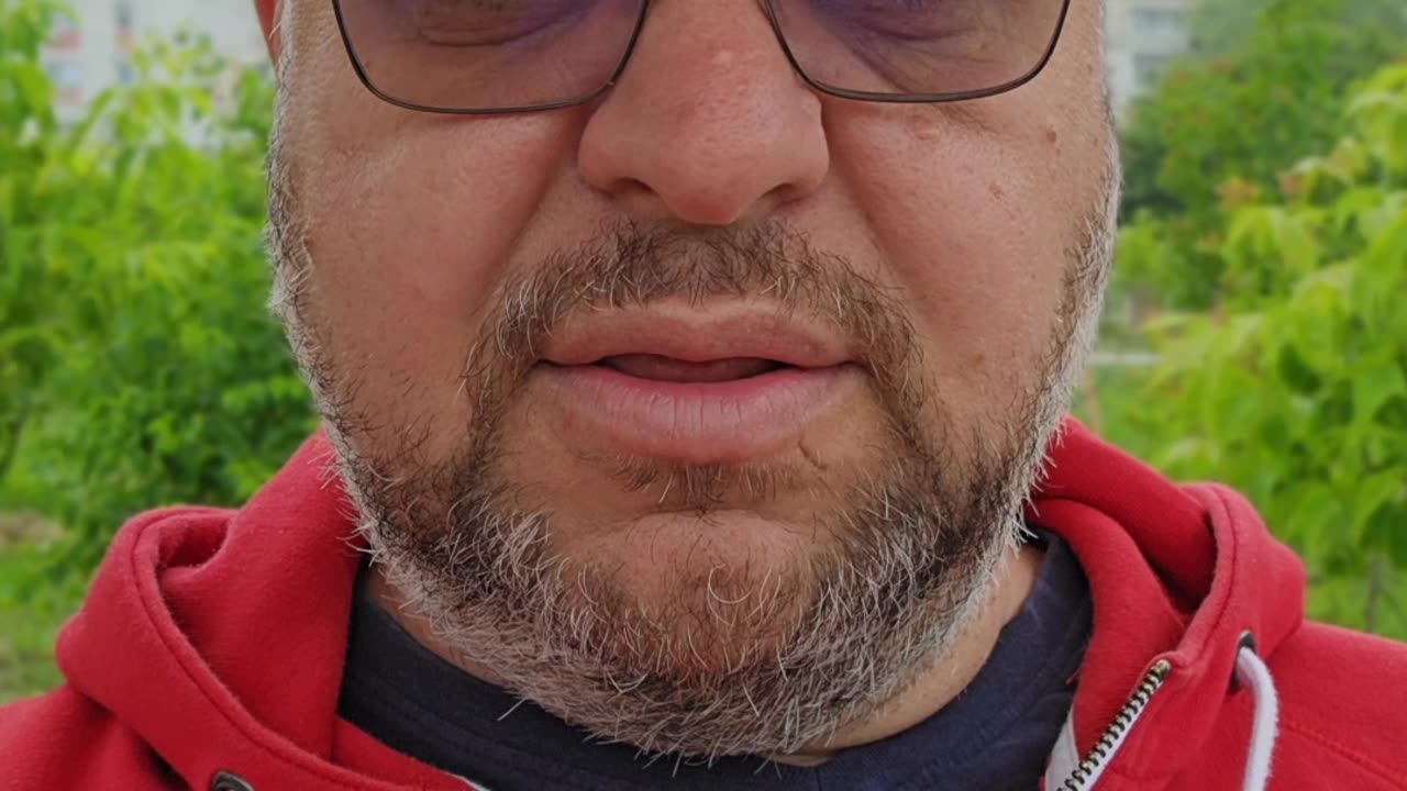 Țara plânge, dracii dansează fericiți!