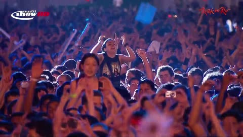 Toxicity - System Of A Down (live)