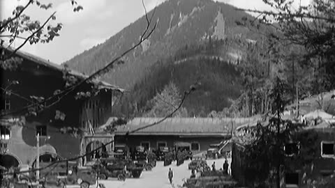 101ST AIRBORNE AT H... - 101ST AIRBORNE AT HITLER'S BERGHOF, BERCHTESGADEN, GERMANY ; - 111-adc-4490
