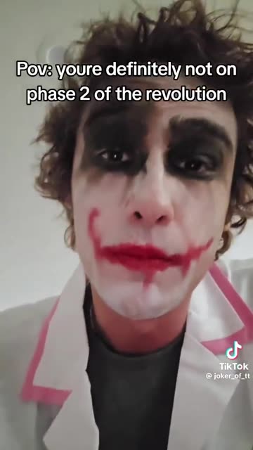I hope DHS is aware of this wildly unwell Joker cosplayer who is openly talking about violence