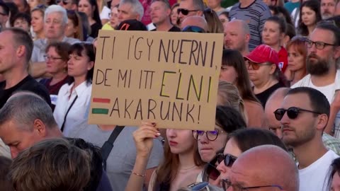 Budapest protesters demonstrate against state-funded adverts