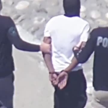 Absolutely wild scene in California a police chase ended with car theft suspects