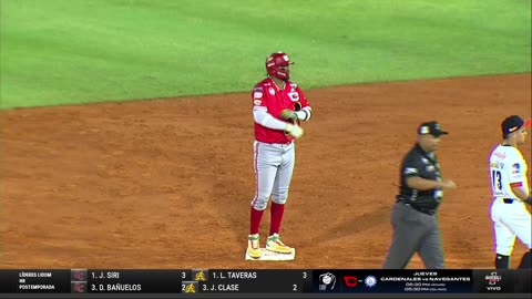 Danry Vásquez barrió las bases