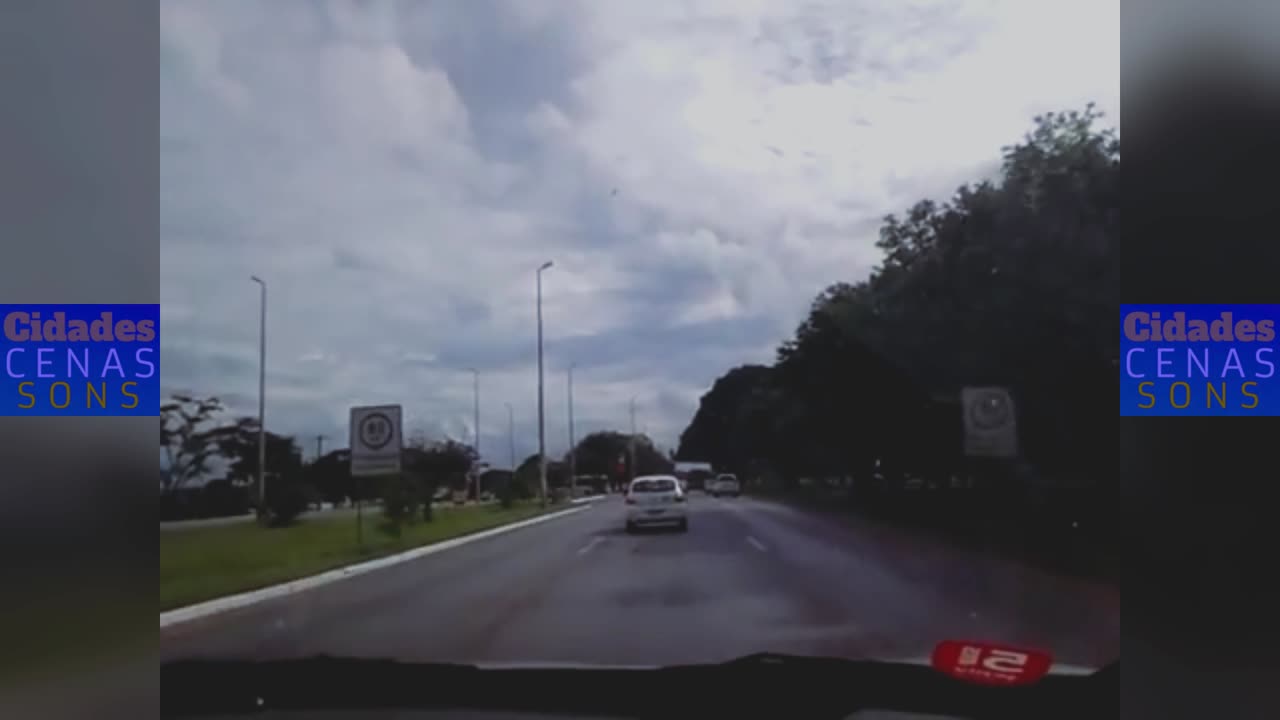 2015 - Brasilia numa tarde de abril - Páscoa