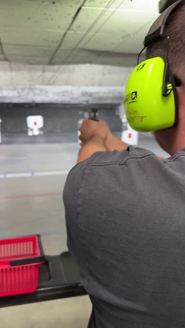 Nothing like heading to the range after a long hard day of work. GOD BLESS AMERICA 🇺🇸