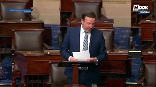 Chris Murphy Shakes Congress With Trump Corruption Bombshell- ‘Non-Stop Corruption Machine’ US News