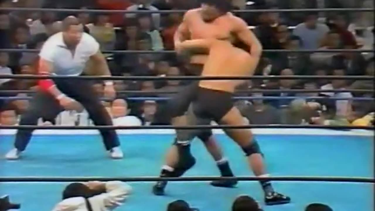 En Jay Pea Double You Sekigun vs Ishingun (5-on-5 Gauntlet match) - Apr 19 1984