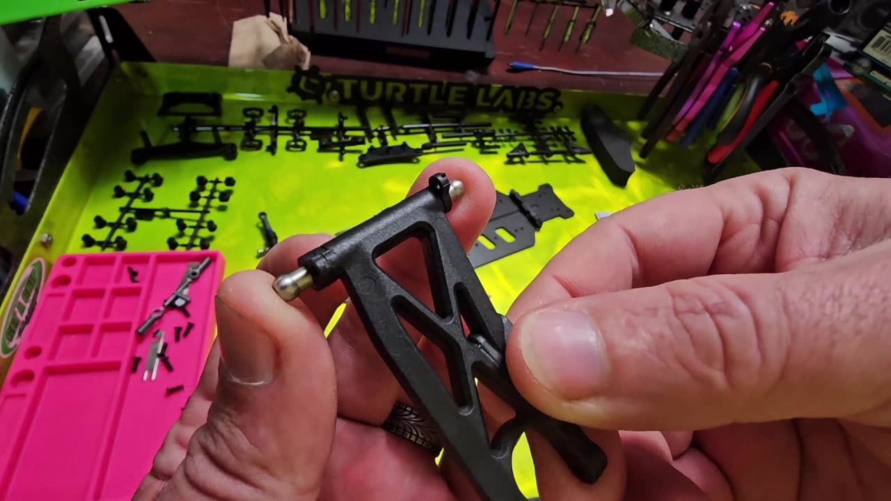 Team Associated DC10 RC Drift Car Build - EP05