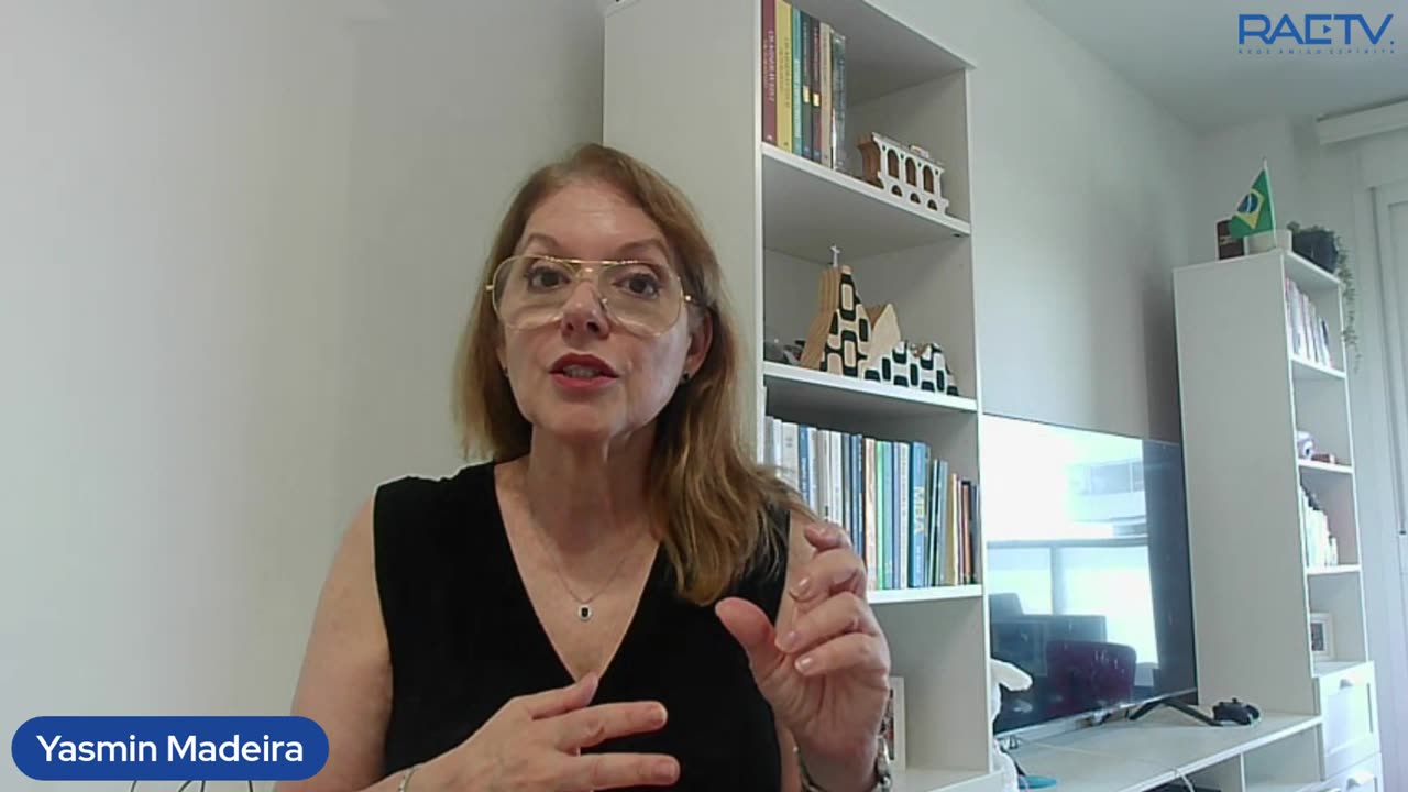 O Corpo #42 Psicologia da Gratidão - Gratidão como caminho para a individuação - Larissa Chavescomo instrumento da Alma - Evangelho na Rede com Yasmin Madeira
