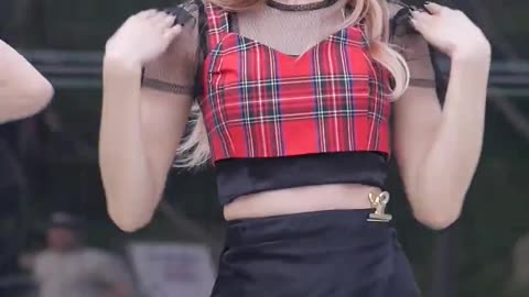 9MUSES Live Performance | High-Quality Fancam of Powerful Dance & Vocals