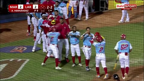 Luisangel Acuña el máximo jonronero