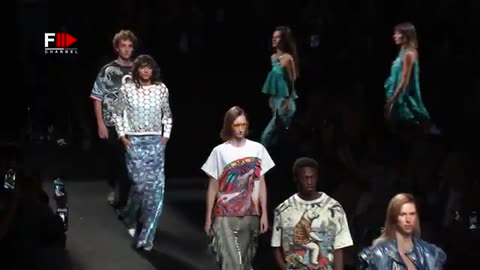 CUSTO BARCELONA Spring 2025 Madrid - 4K