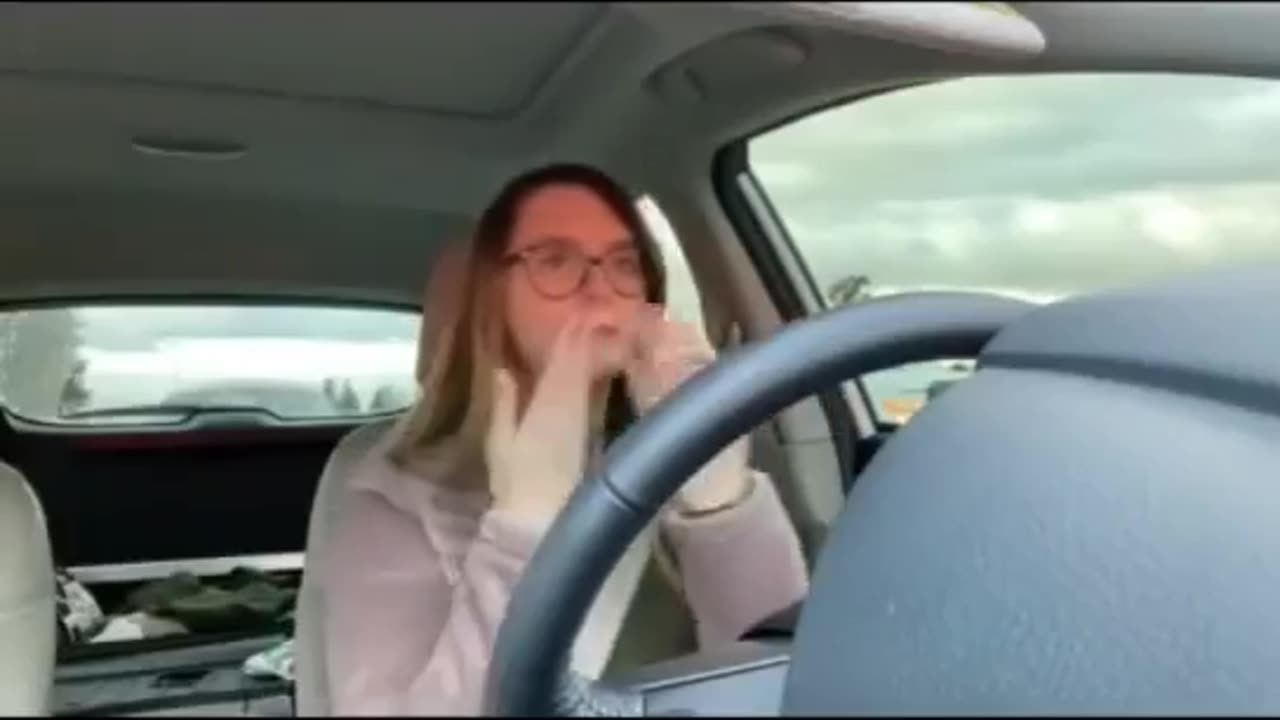 Vehicles Dances In The Parking Lots