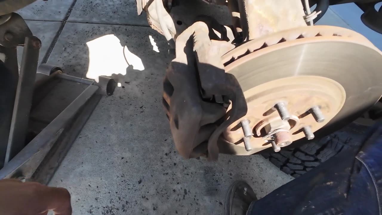2006 Nissan Frontier brake pad replacement.