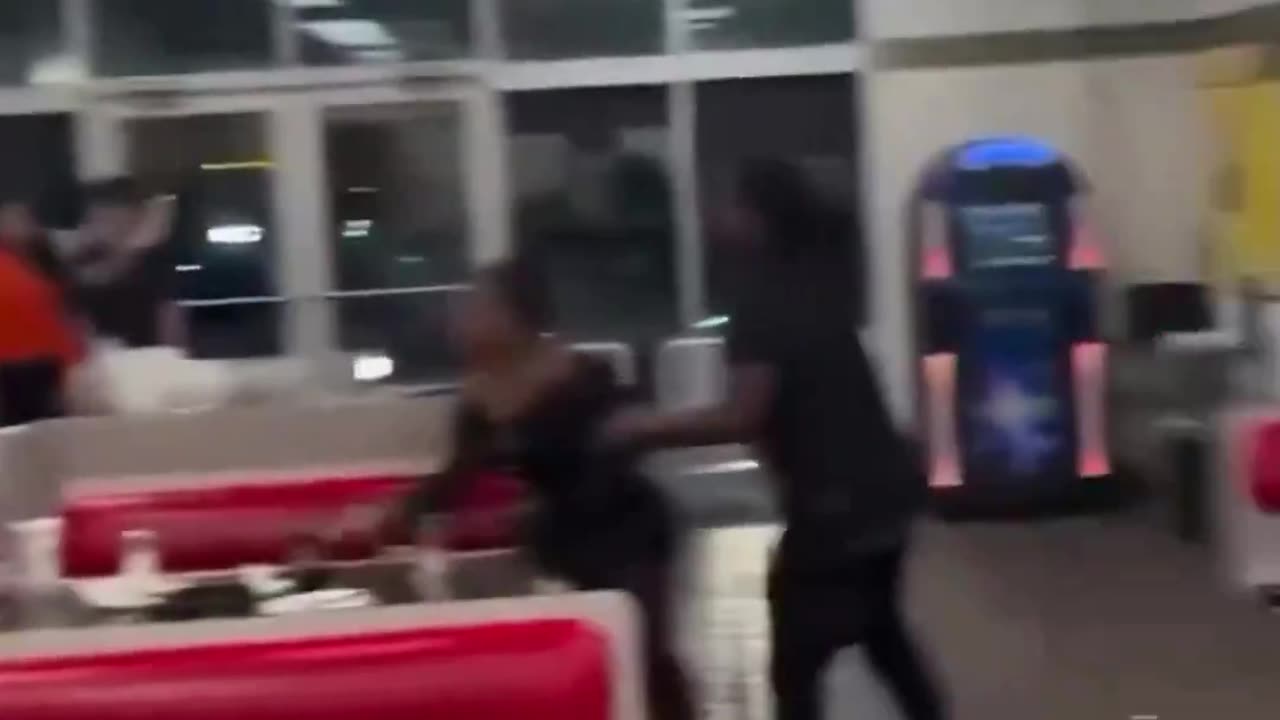 Imagine going to dinner with your family and finding yourself in this chaos.