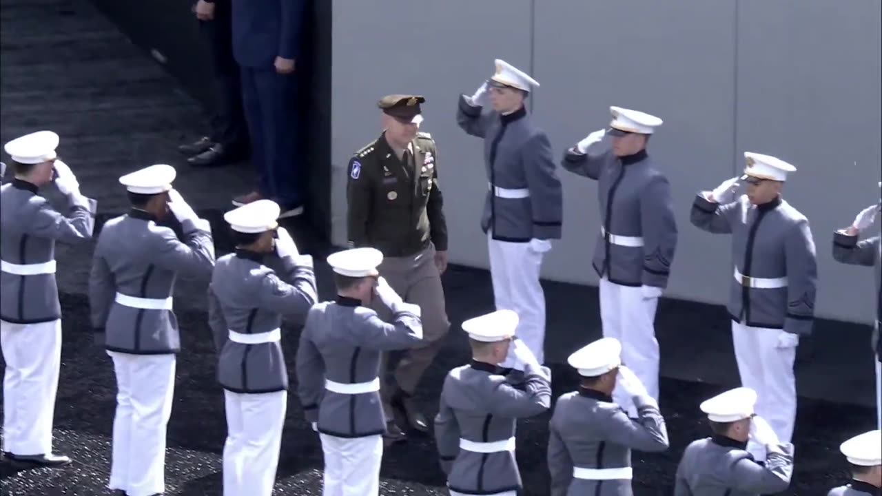 President Trump Addresses the Army Academy’s Class of 2025