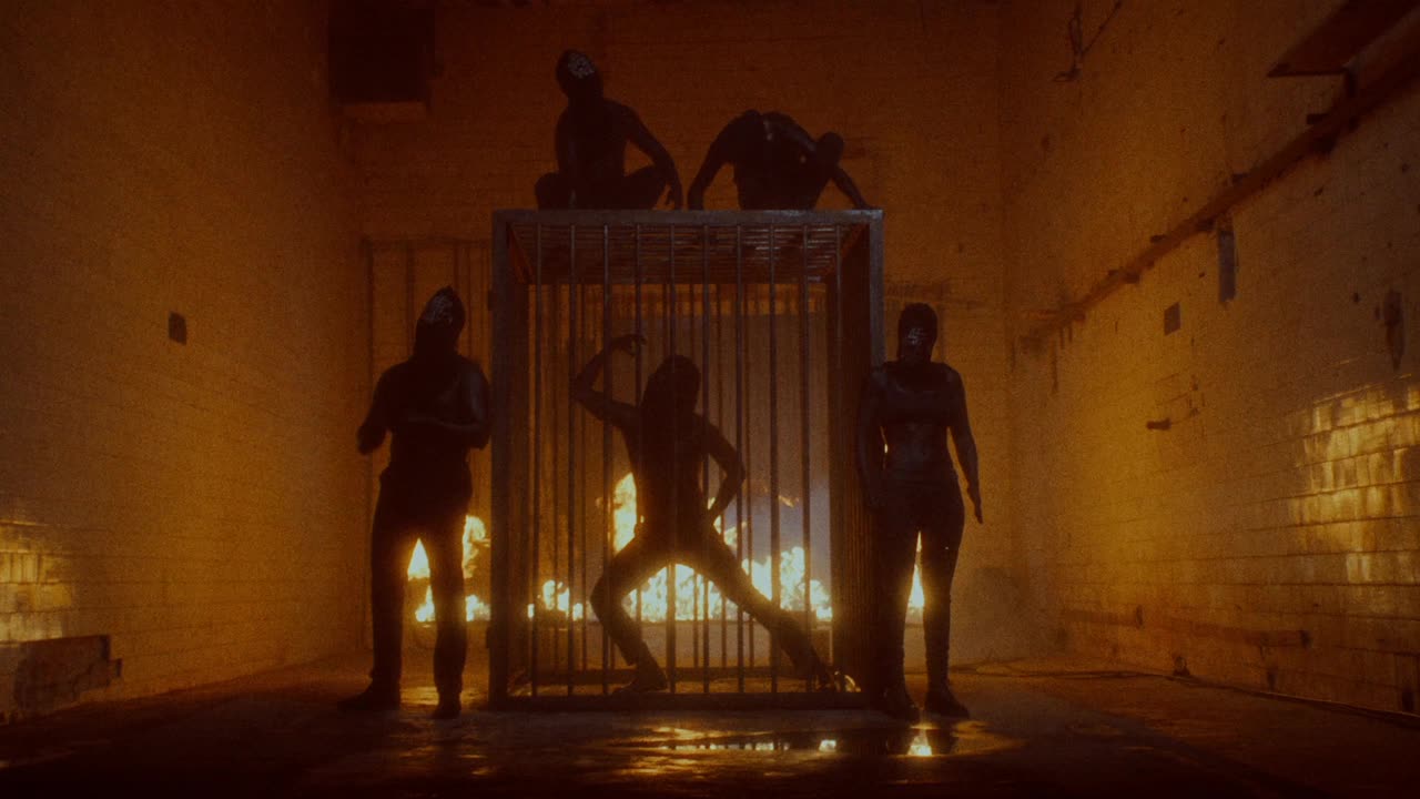 GAEREA - World Ablaze (Official Video)