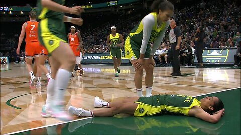 😂 Skylar Diggins reaction to this foul call | Seattle Storm WNBA women's basketball