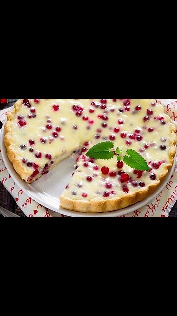 Delicate cranberry pie