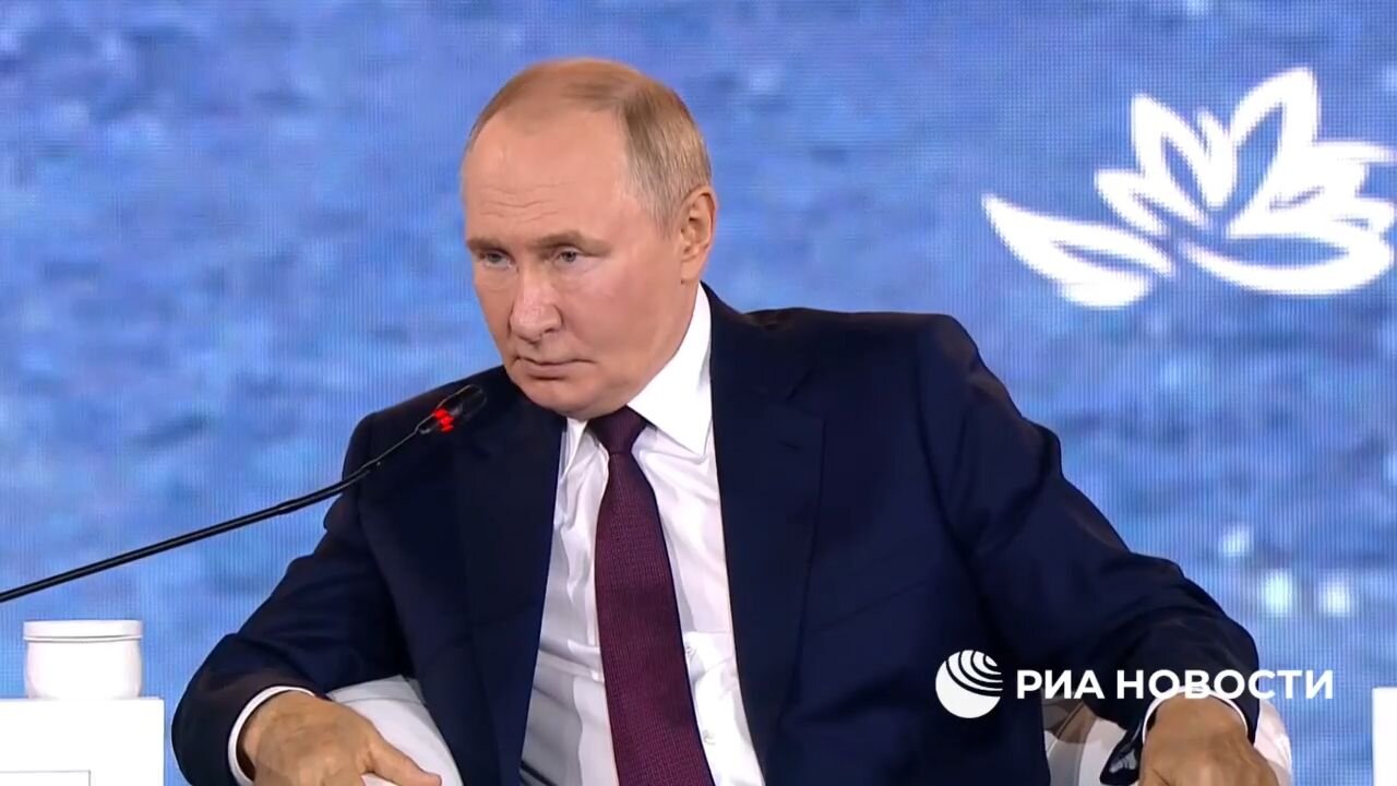 Putin naznačil, že chce po Zelenském kapitulaci podepsanou v Moskvě!