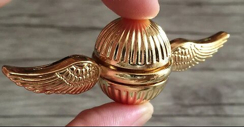 Must-have Fidget Spinner - The Cure for Your Nervous or Bored Energy