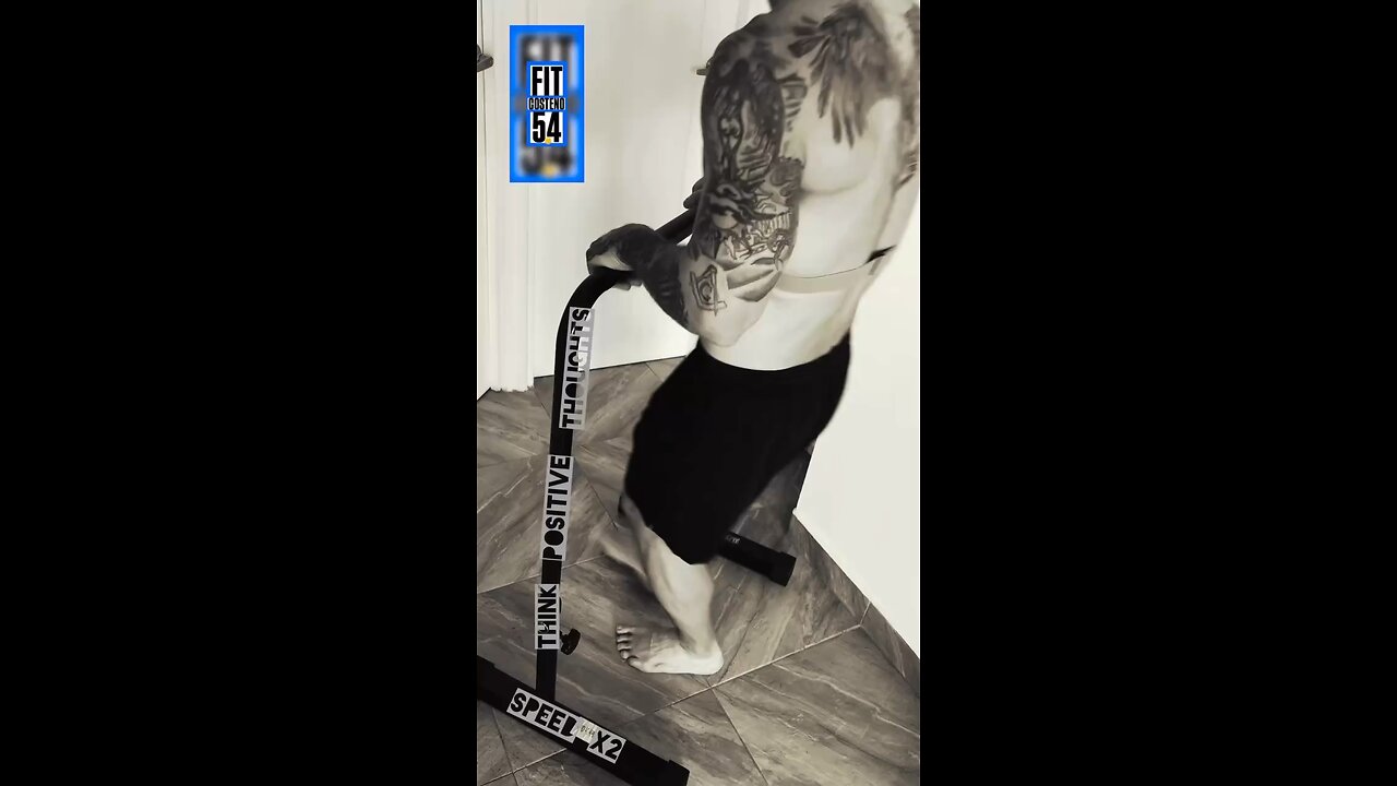 Back workout, focussing on one arm pull up