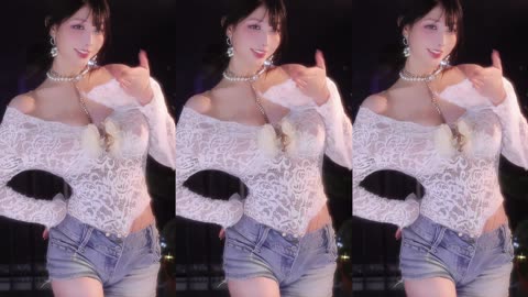 Korean girl dancing in livestreaming 🩰
