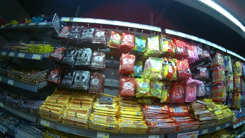 På Ica- Krämarens Galleria-Drottninggatan-Rudbecksgatan. Örebro 20 Nov. 2025