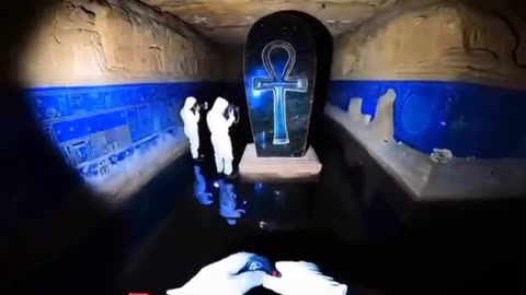 What's Inside The Pyramid Of Giza...??
