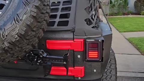 This 08 CUSTOM Jeep Wrangler X Is a BADASS 4x4 Off-Road Truck! #costom #jeepwrangler #offroad #4x4