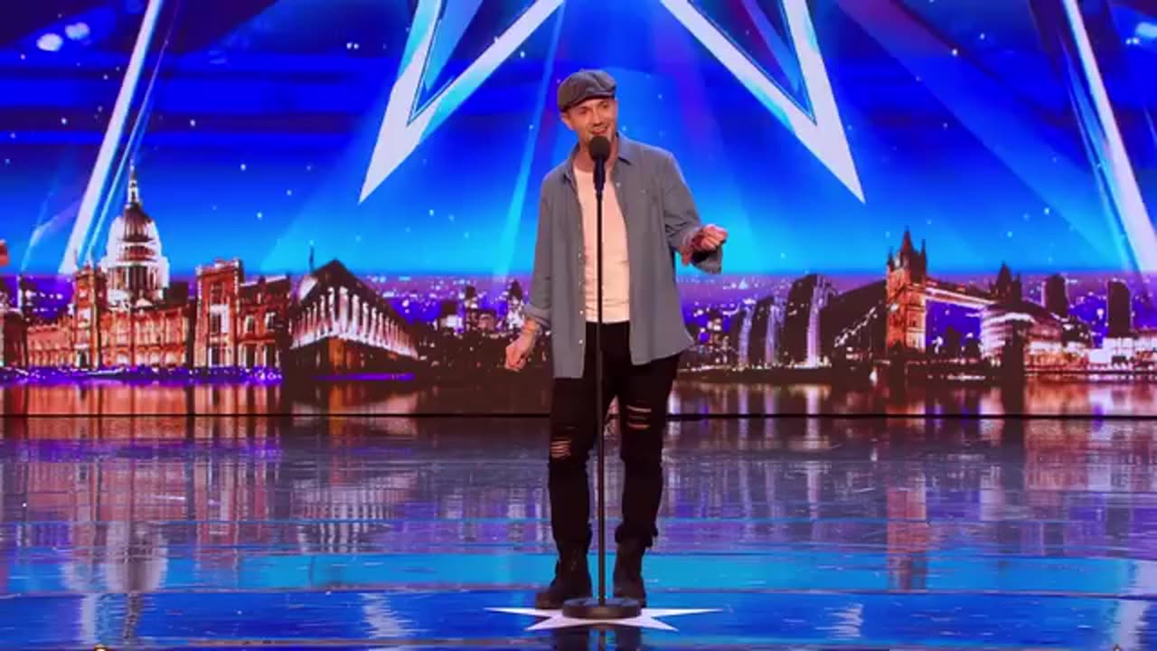 Sweet! Aleksandar Mileusnic's SEDUCTIVE swing version of Seven Nation Army!