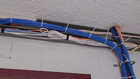 The Blue Wires Are Rich's Handiwork.