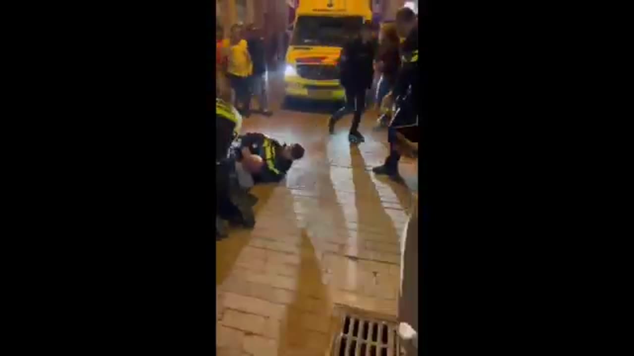 Bartjebom 2 word gearresteerd!!🤣🤣🤣💋