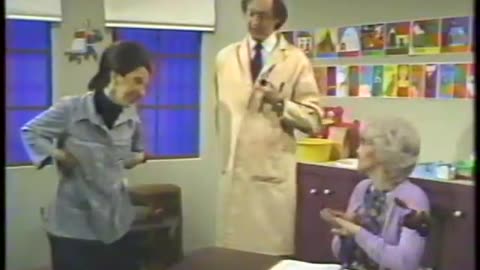 23 Relaxing with Raoul [049] [SCTV - Season 2]