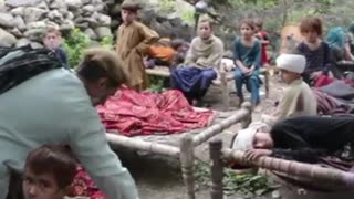 Labores de rescate en Afganistán tras terremoto