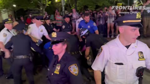 After 3 hours of blocking traffic, NYPD is finally making arrests of protesters.