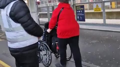 Wimbledon Train Station staff refuse to get ramp for child in wheelchair
