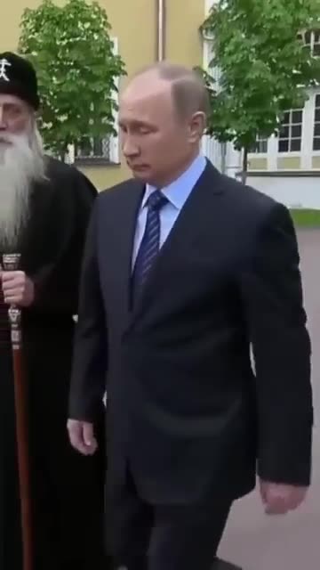 How is the pigeon salute? 😯 💞 ❤️‍🔥 😀