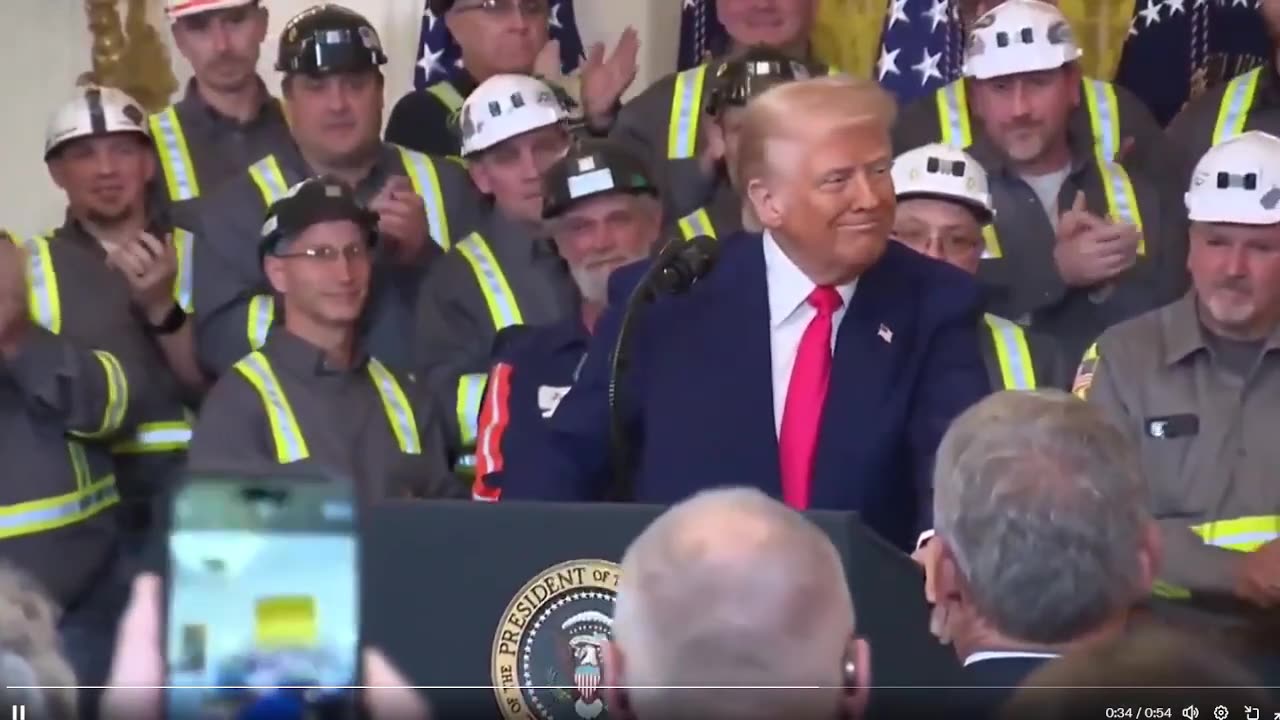 🚨 THAN ĐÃ TRỞ LẠI: Trump ký lệnh hành pháp để duy trì và hồi sinh các nhà máy than ở Hoa Kỳ.
