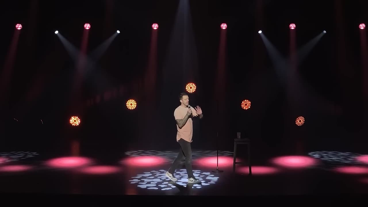 DES CHOSES QUI ARRIVENT - Alex Roy