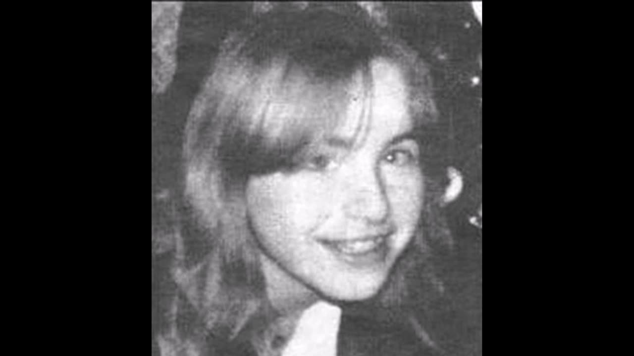 Secuestró a su hija durante 24 años y tuvo siete hijos con ella