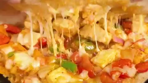 The EASIEST Desi Pizza Ever! 🫓🧀