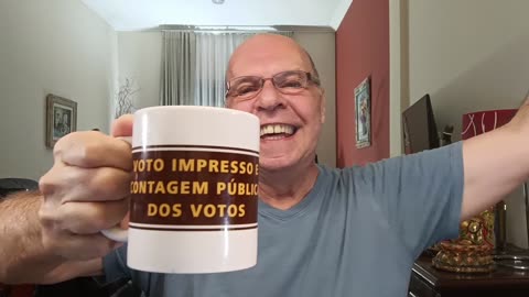 Padres Fábio, Fabrício e Lançaleite que se cuidem com o novo papa