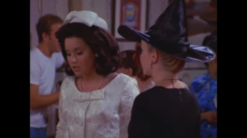 Sabrina 90s Show Review A Halloween Party Newbie's Perspective