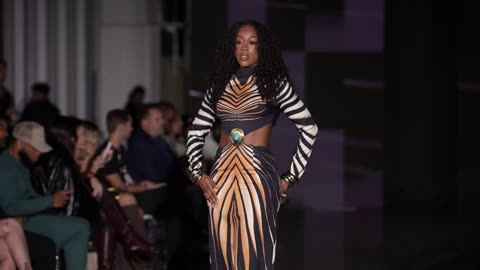 Haute Gala X Muurswagg Brand Runway Show/Miami Art Basel 4K SLO-MO