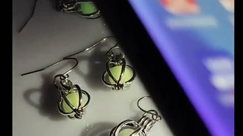 Luminous Pumpkin Halloween Earrings for Women – 3D Drop Hook Style