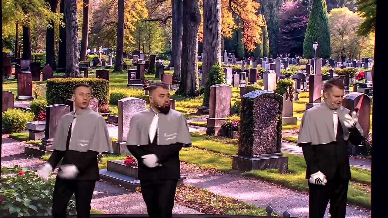 Kabaret Młodych Panów ⚰️🤣 | Zakład pogrzebowy | Official Video 2025 | Czarny humor na wesoło!