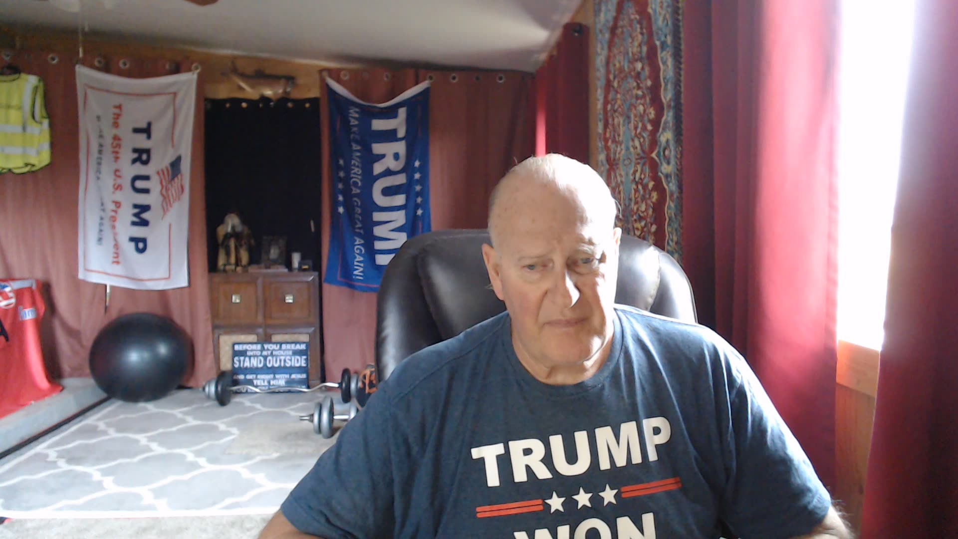 Welsh Puppies Helping to Stop Wildlife Poachers in Africa/Americans may get bigger tax refunds next year, economic study finds