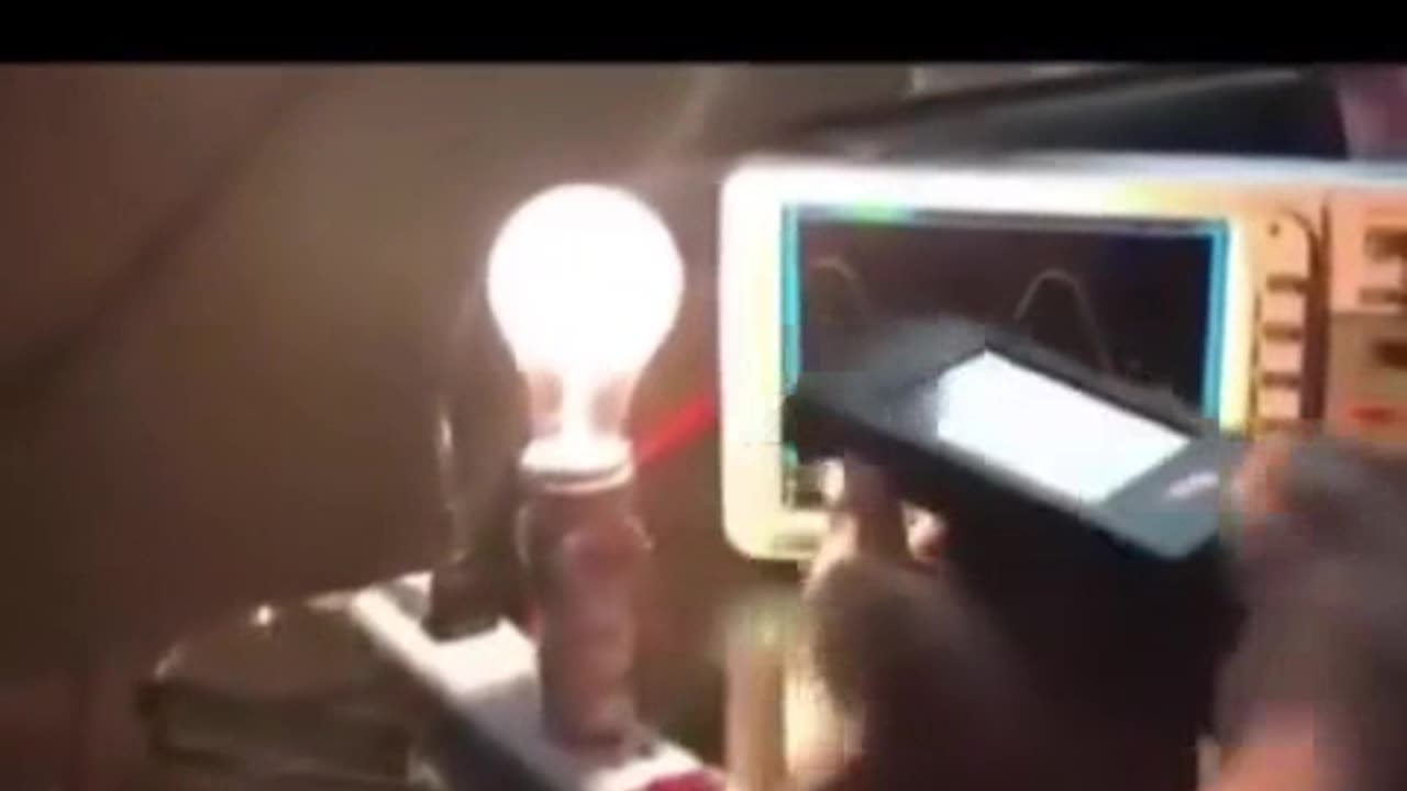 IL PERICOLO DELLA LUCE BLU LED