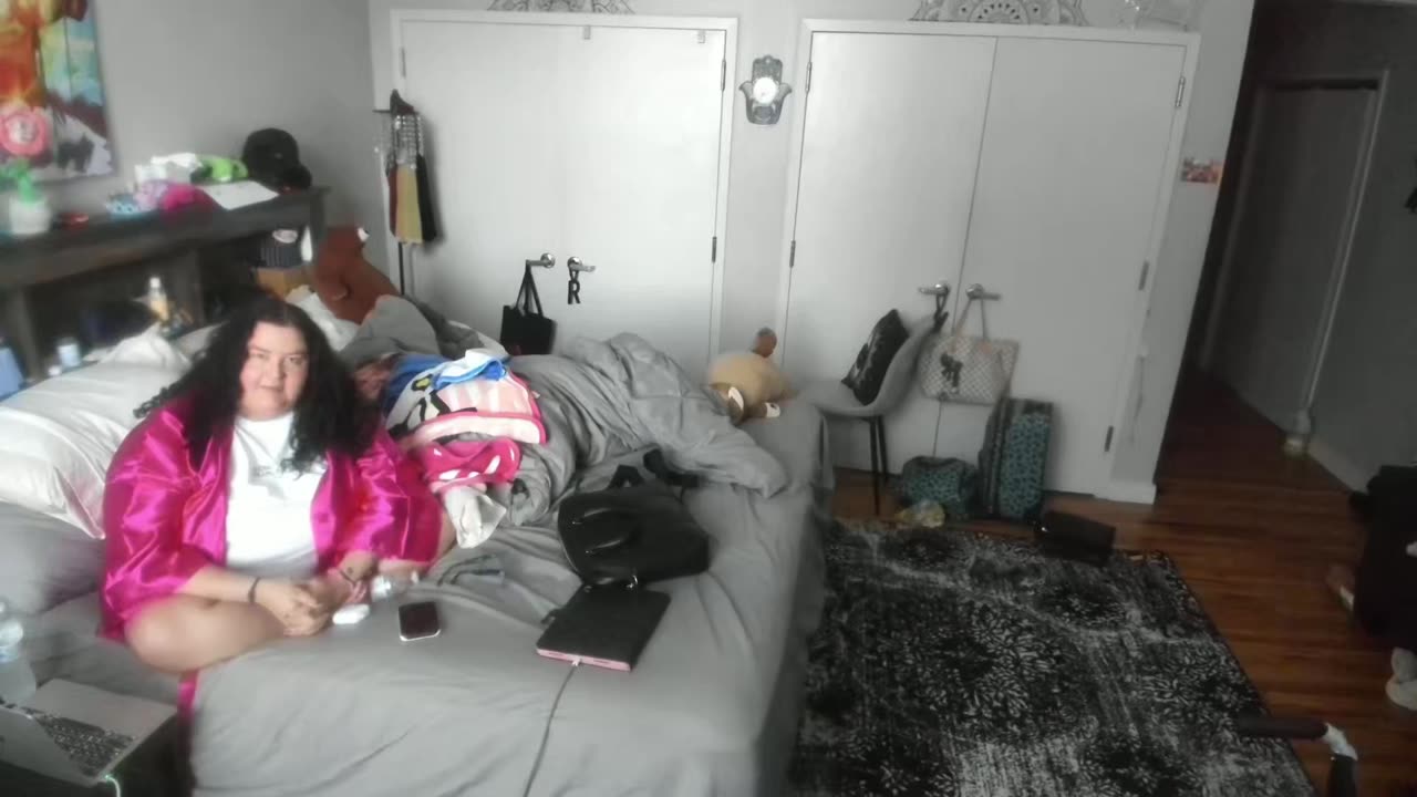 Post Magic Star elim cam feed on Rachel